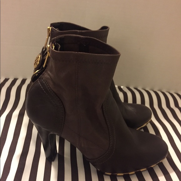 Tory Burch Brown leather booties - Picture 3 of 5